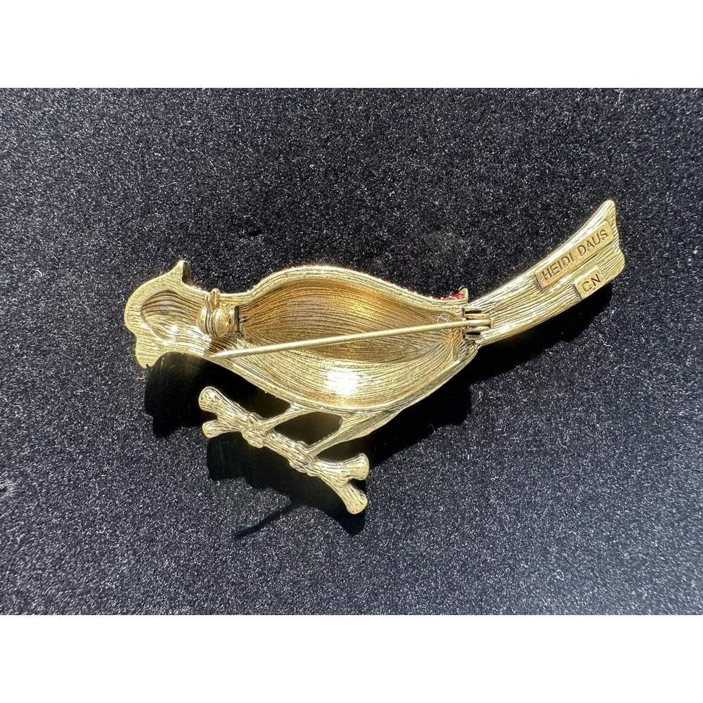 New HEIDI DAUS Cardinal BIRD PIN SIAM Red‎ COLOR